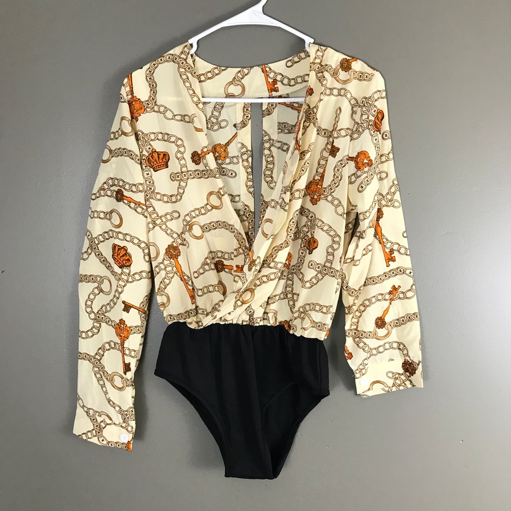 Sample V neck Chain Scarf Print Bodysuit - Picture 1 of 6